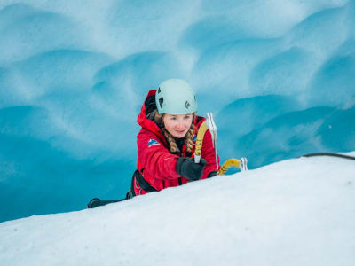 Glacier Xtreme - Glacier Hike & Ice Climbing Tour - image 2