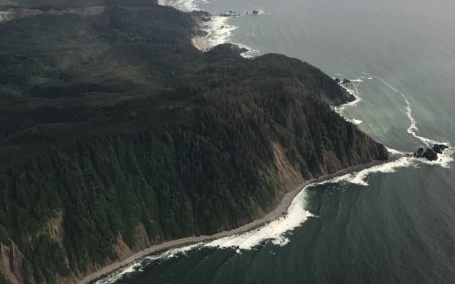 Arch Cape Seaside Helicopter Tour
