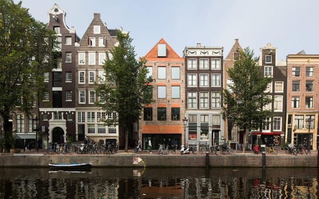 Amsterdam City Tour: Self - Guided Audio Tour On Your Phone