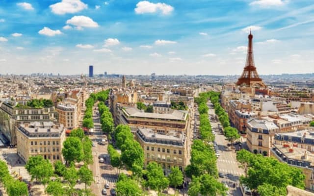 6-DAY TOUR IN FRANCE