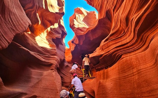 Monument Valley & Grand Canyon 3-Day Tour from Las Vegas