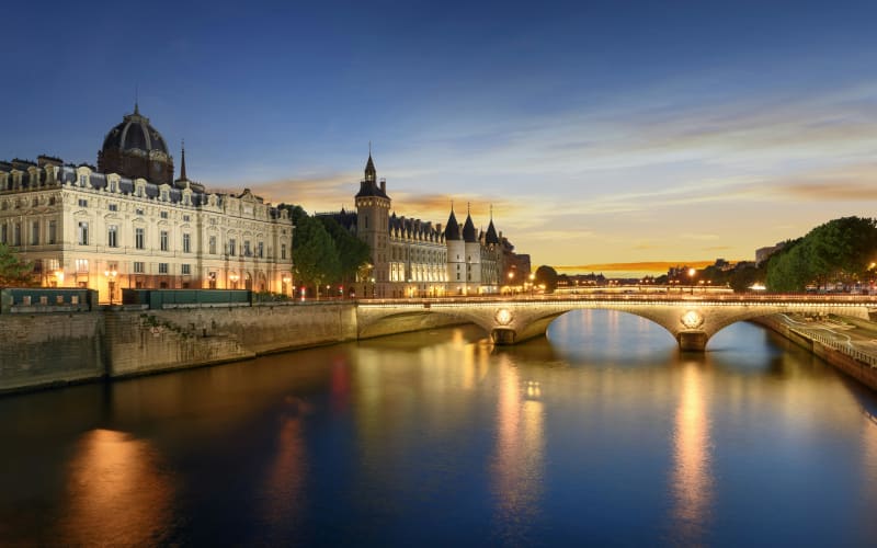 Bistronomic Dinner Cruise Paris Seine 6.45 PM - main image