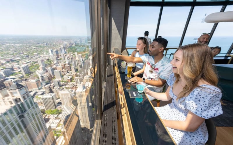 360 Chicago Sip & View - main image