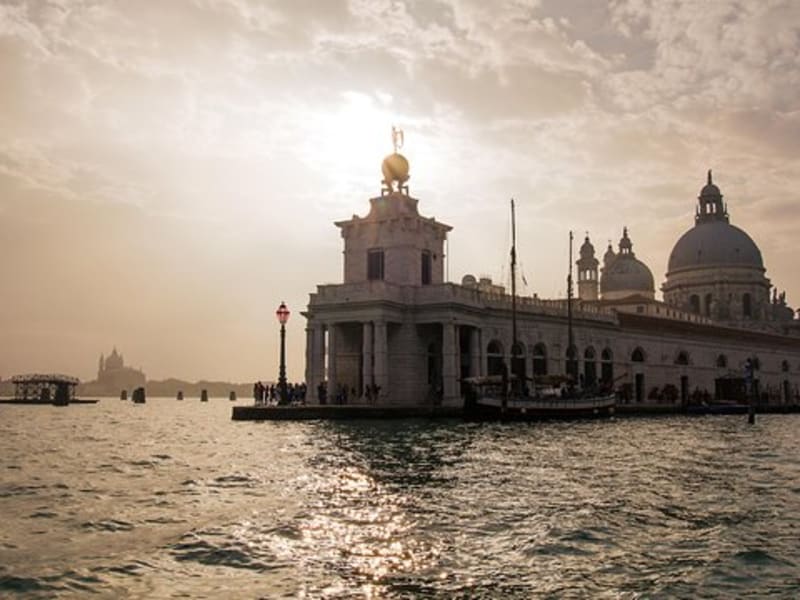 VIP Venice Boat Tour on Grand Canal with Local Guide - main image