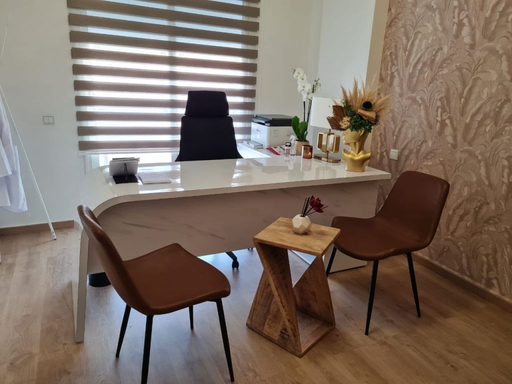 Dr Faiza Nour Essouiti