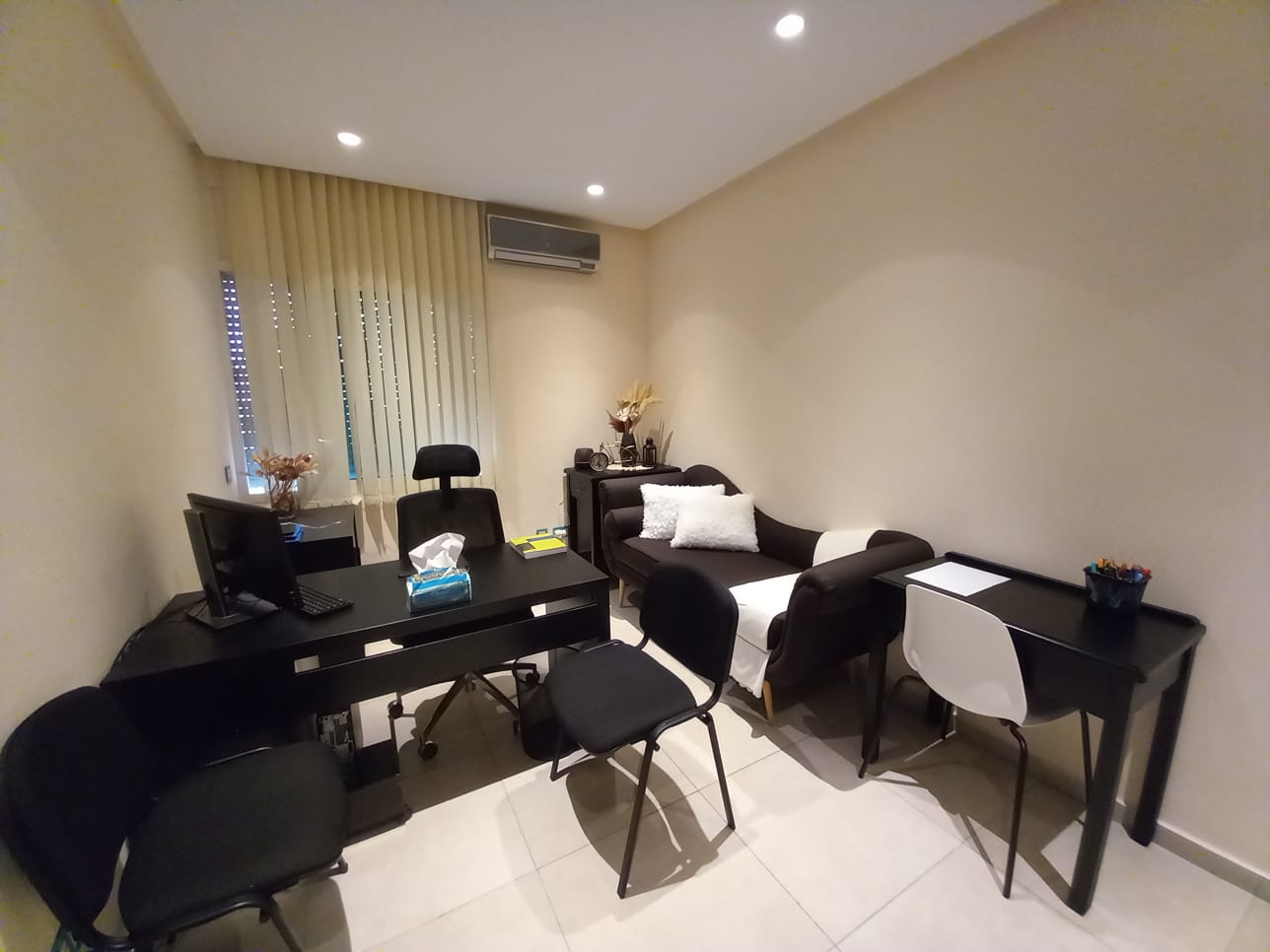  أسماء داودي