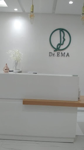 Dr Asmae El Mouedden