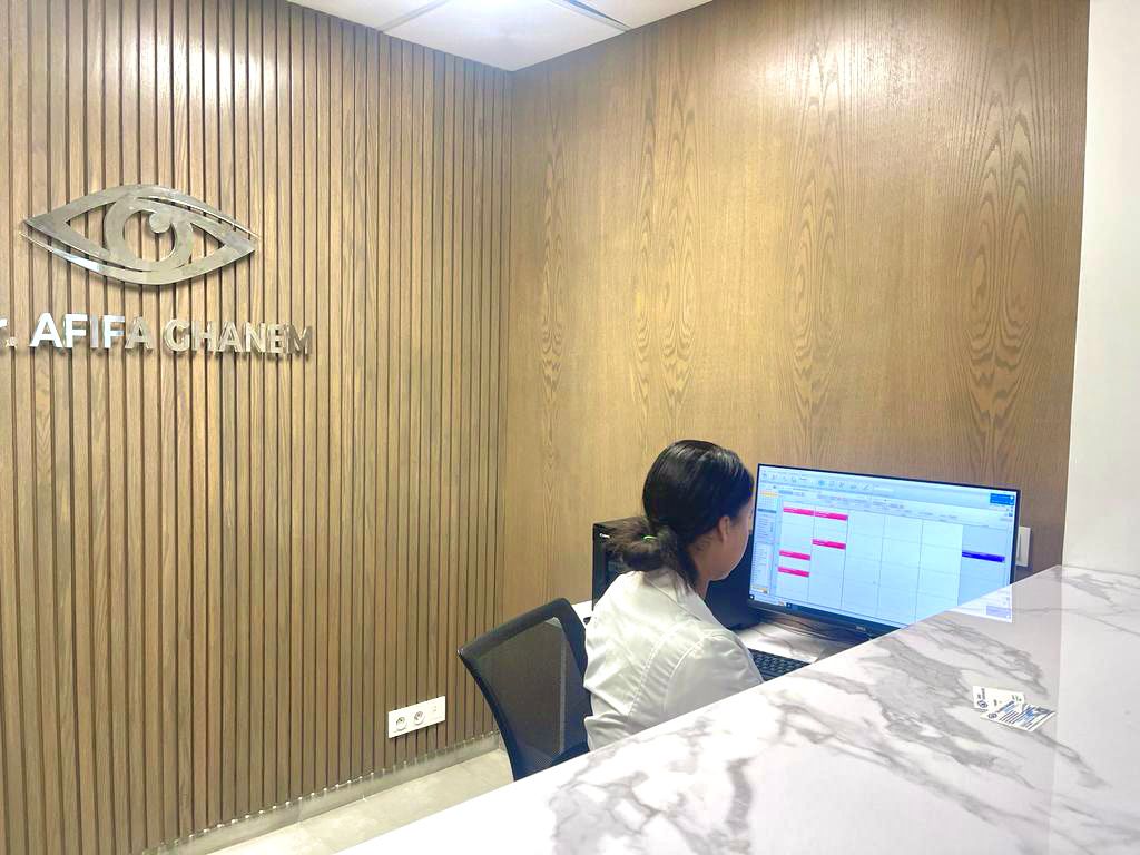 دكتورة عفيفة غانم