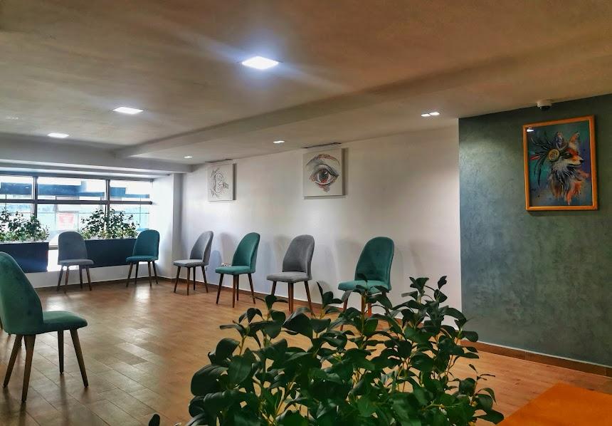 Dr Loubna El Kaissoumi