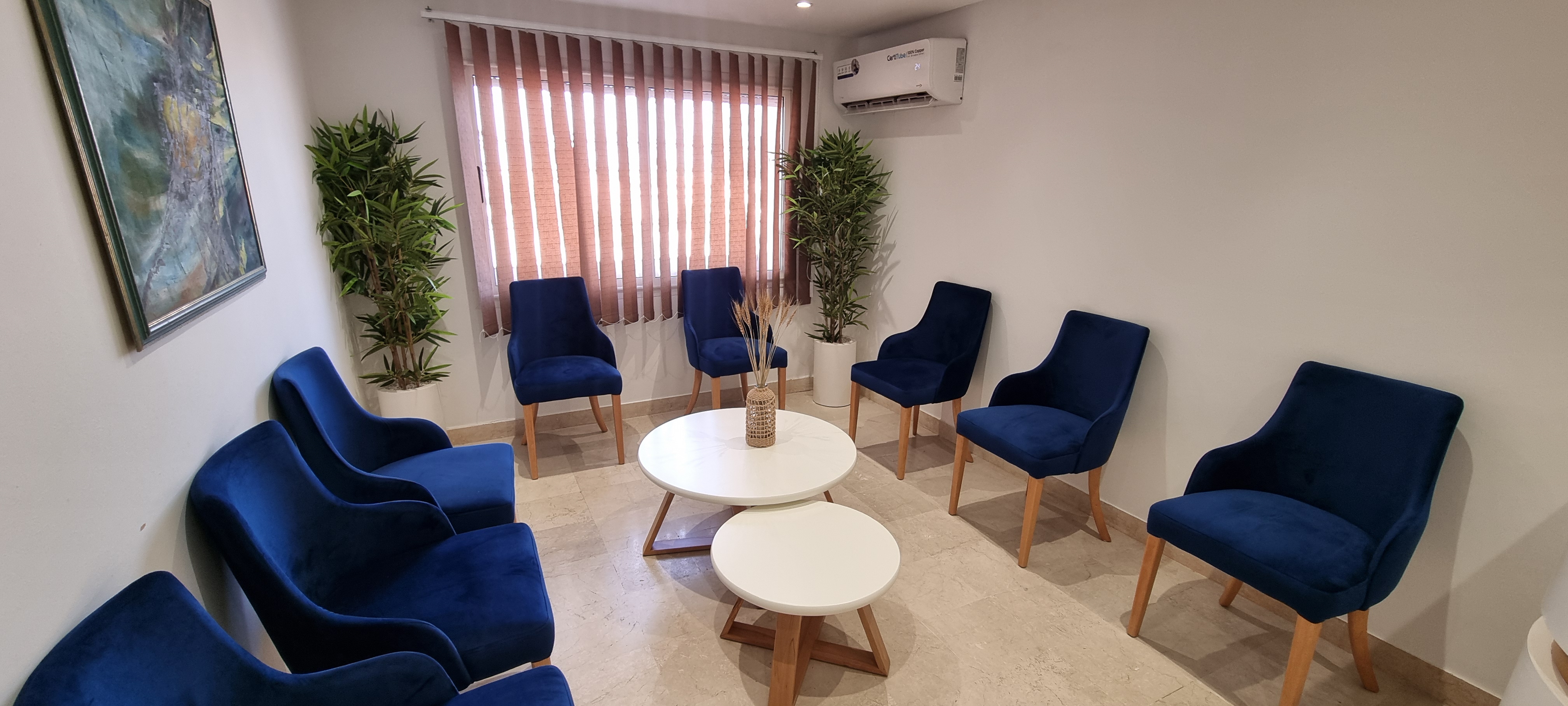 Dr Ibtissam Bounouar