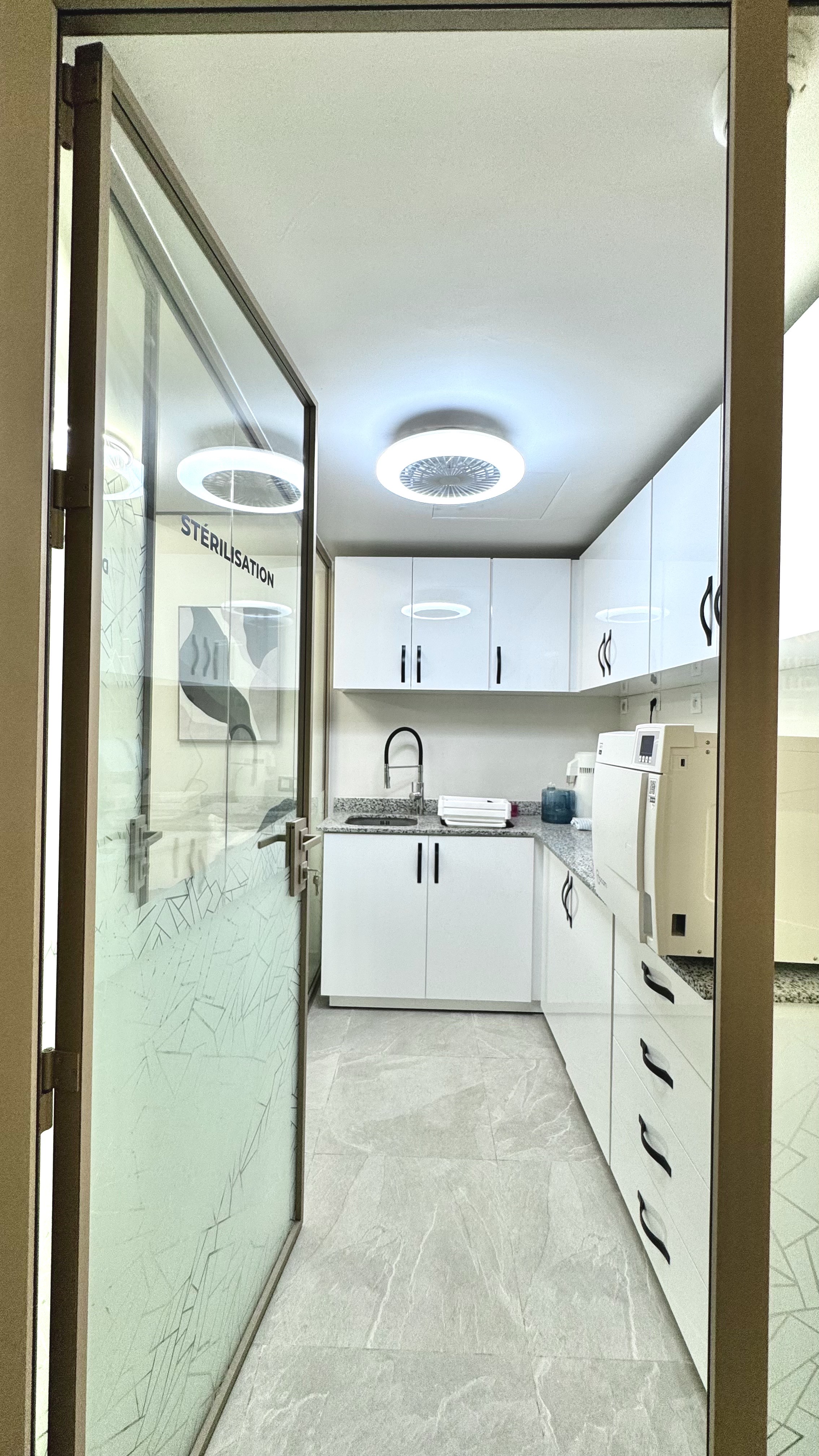 Dr Adnane Aziz Alaoui