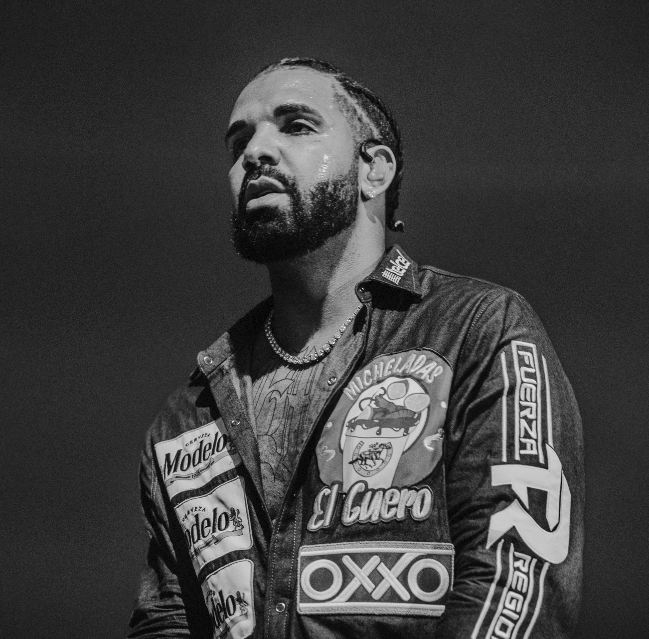 DRAKE'S 新品未使用　MICHAEL J. DRAKE Drake's New Album Features Unreleased Michael Jackson Song