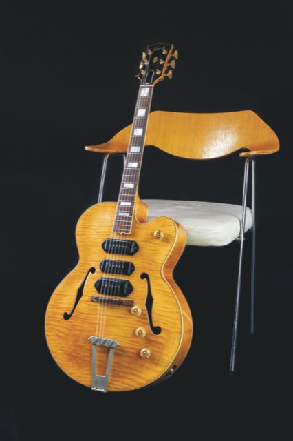 T-Bone Walker / Classic Indigo USオリジナル盤 T-Bone_Walker_1949_Gibson_ES-