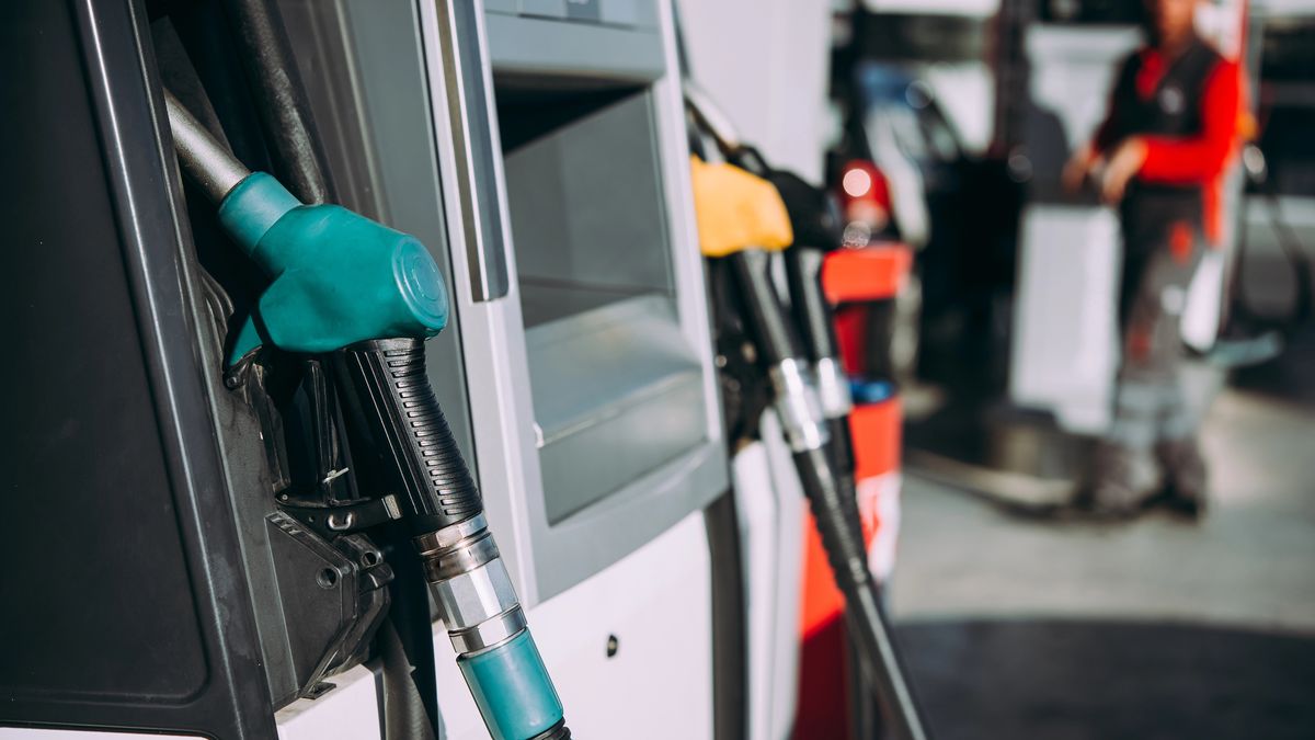 Consumo de combustibles en Ecuador: caída en junio y semestre registra su peor nivel