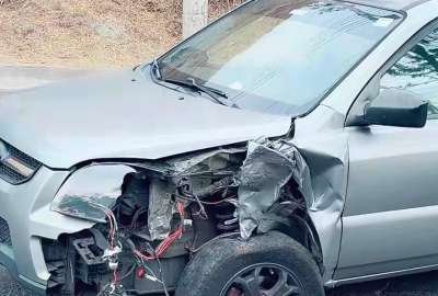 Choque en la avenida Simón Bolívar deja un carril cerrado en Quito