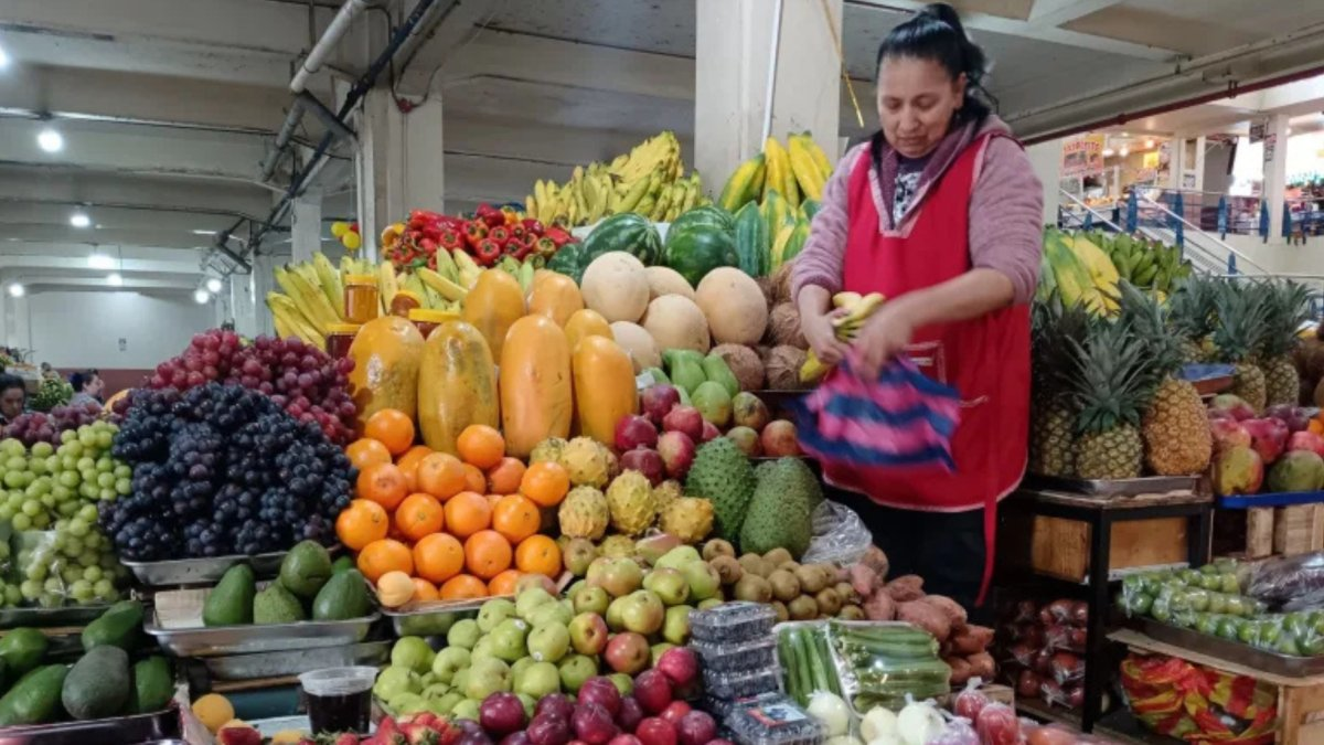 Inflación anual de Ecuador llega al 1,12 % en agosto y alimentos suben hasta 73 %