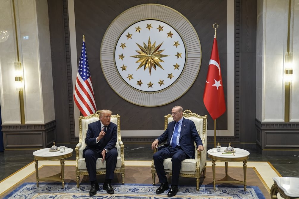 Trump afirma que Estados Unidos evaluará vender cazas F-35 a Turquía