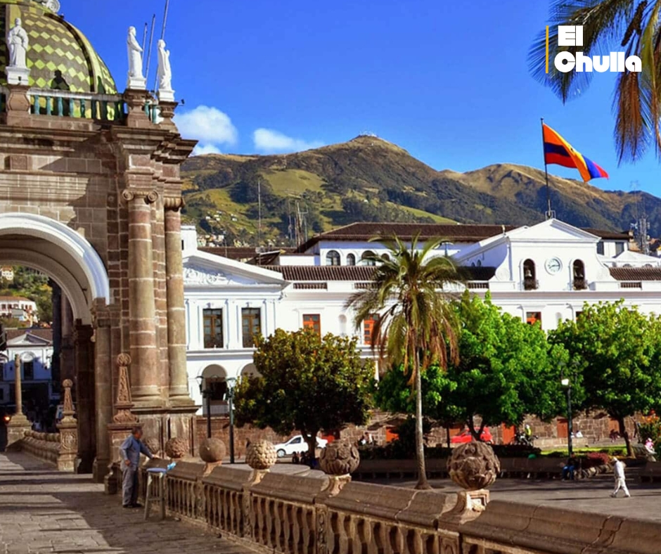 Cámaras de seguridad, pieza clave para esclarecer asalto en centro de salud del Centro Histórico de Quito.
