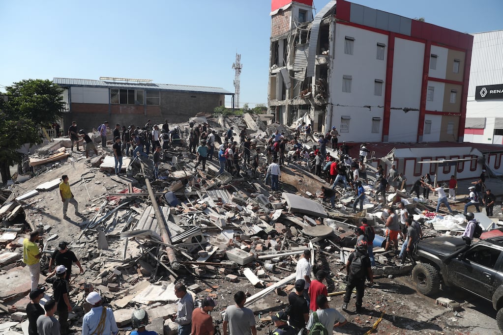 Fuerte Sismo de 7.4 Sacude Colombia: Reportan Víctimas y Daños en Varios Ciudades
