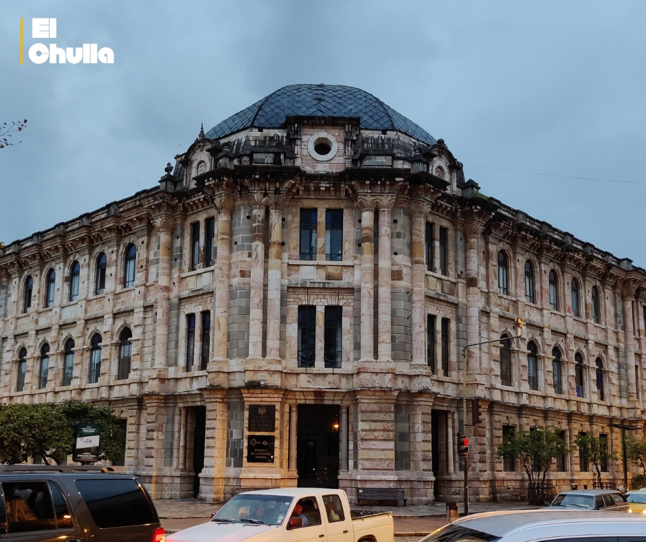 ¡Cuenca vibra en noviembre! Feriado de fundación y promociones especiales esperan a locales y turistas.