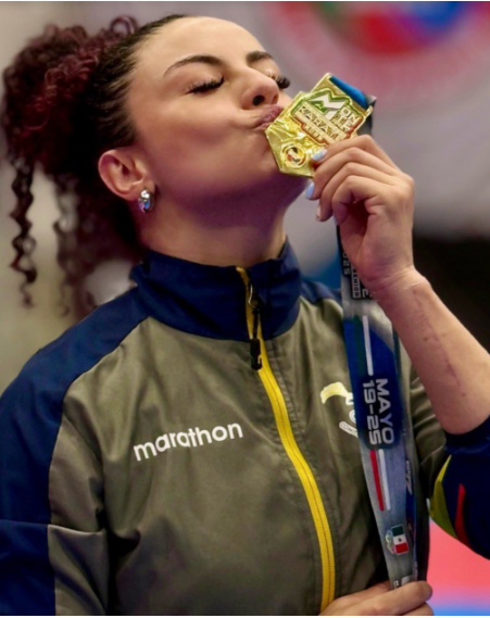 La Ecuatoriana Jacqueline Factos se consagra Campeona Panamericana de karate en Monterrey.
