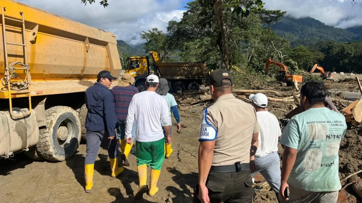 Prefecta de Zamora Chinchipe dice que aluvión fue causado por deslizamiento natural, no por minería