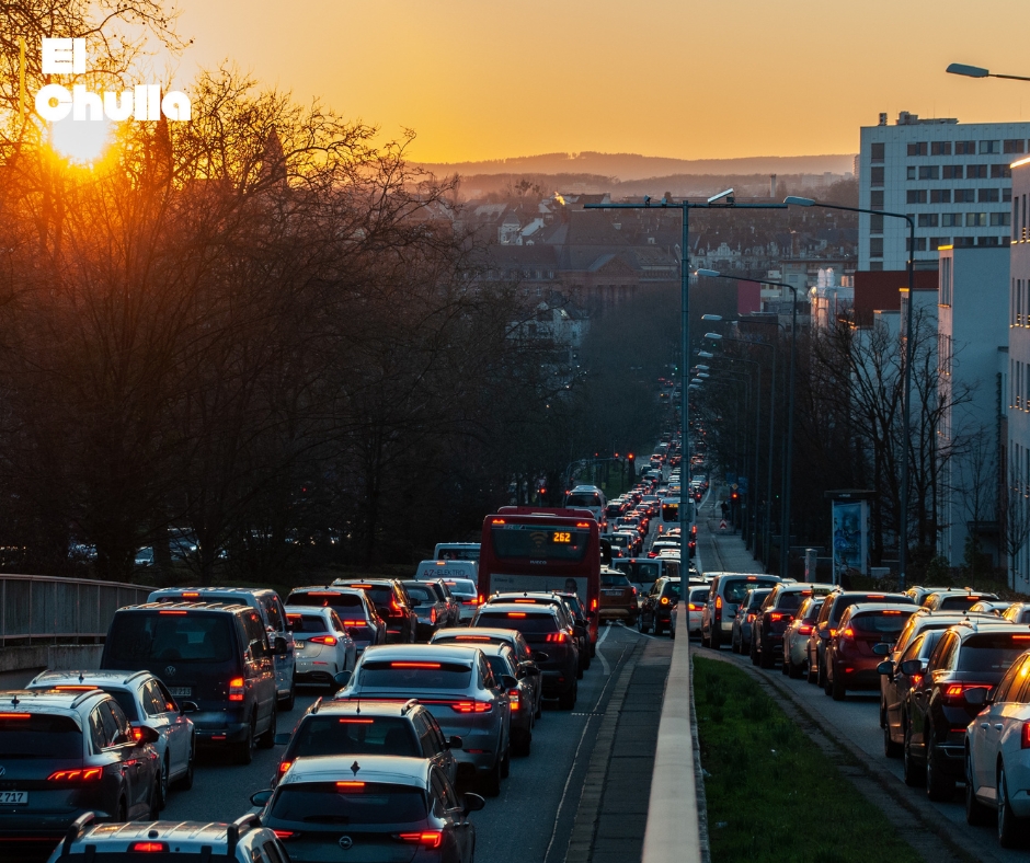 Samborondón se congestiona por celebración de Halloween en La Puntilla.