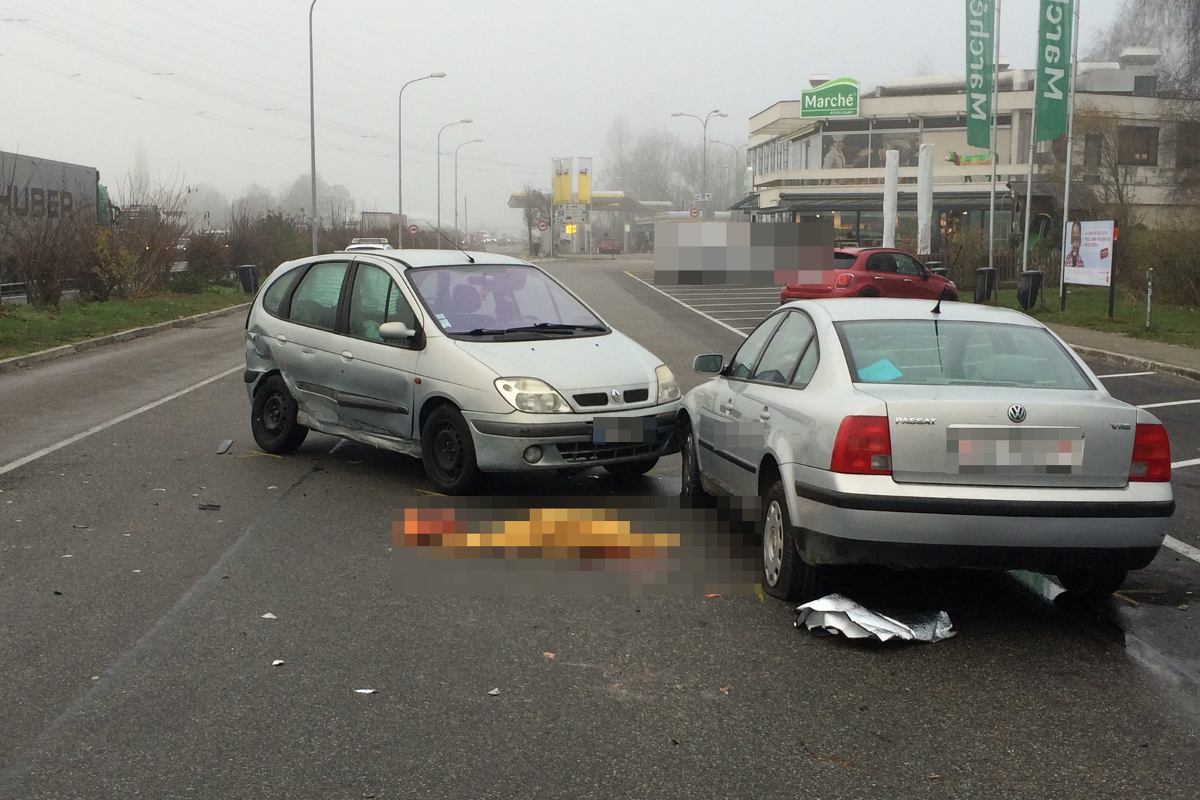 Deitingen-Nord SO - Mehrere Verletzte bei Kollision auf Autobahnraststätte