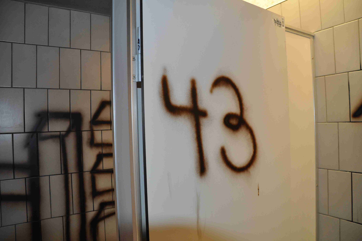 Dornach SO - Öffentliche Toilette versprayt - Zeugenaufruf