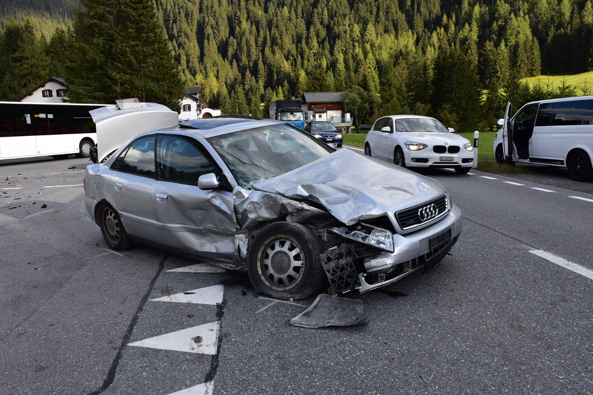 Davos GR - Vier Unfälle an einem Tag