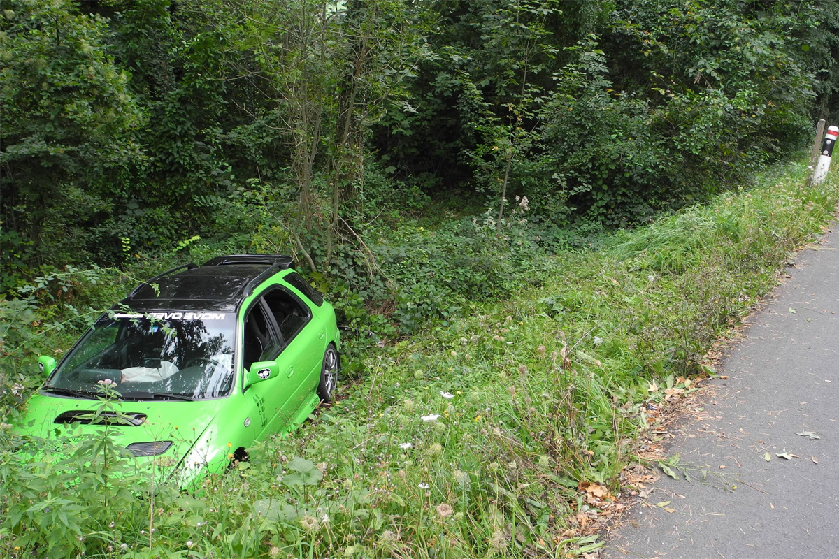 Goldau SZ: Kollision mit Leitplanke