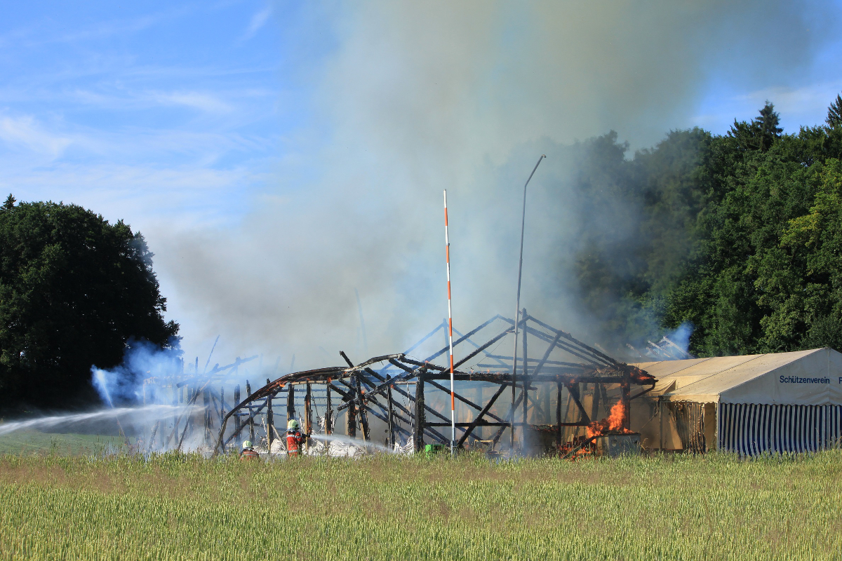 Grossbrand im Schützenhaus in Fehraltorf