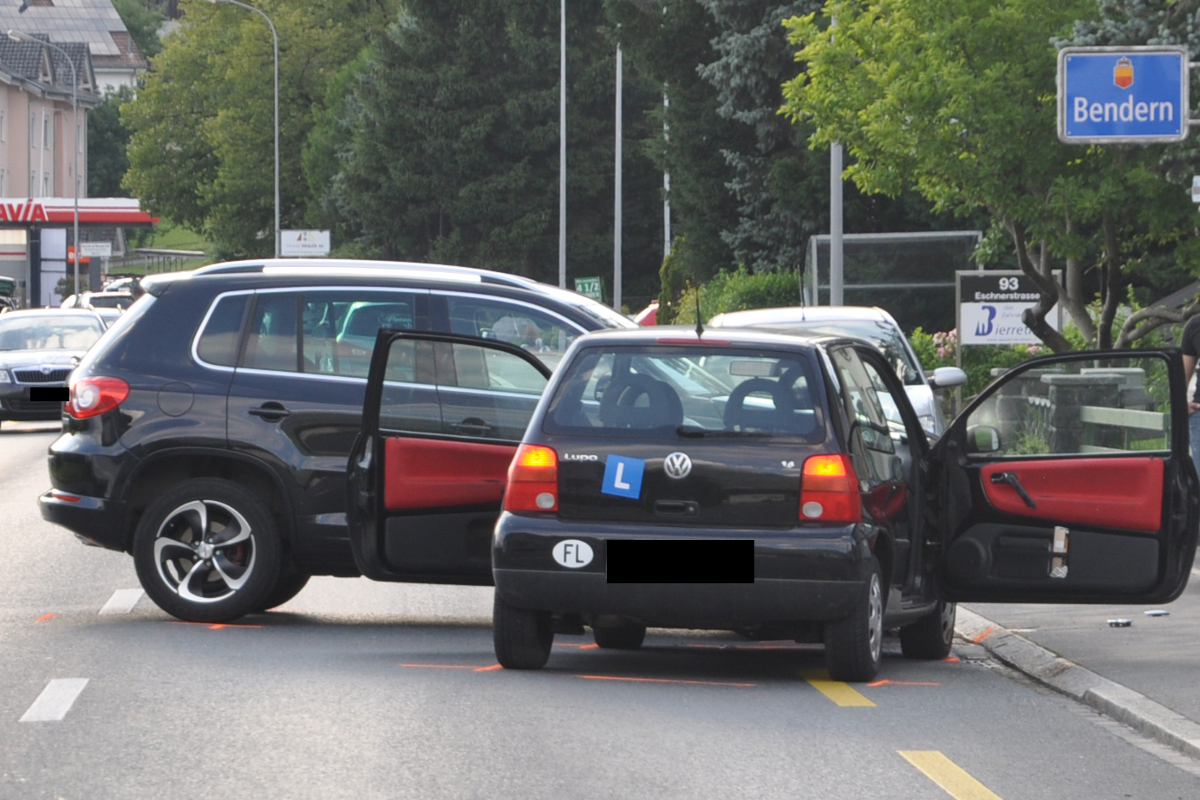Vortritt missachtet - Drei Verletzte in Eschen