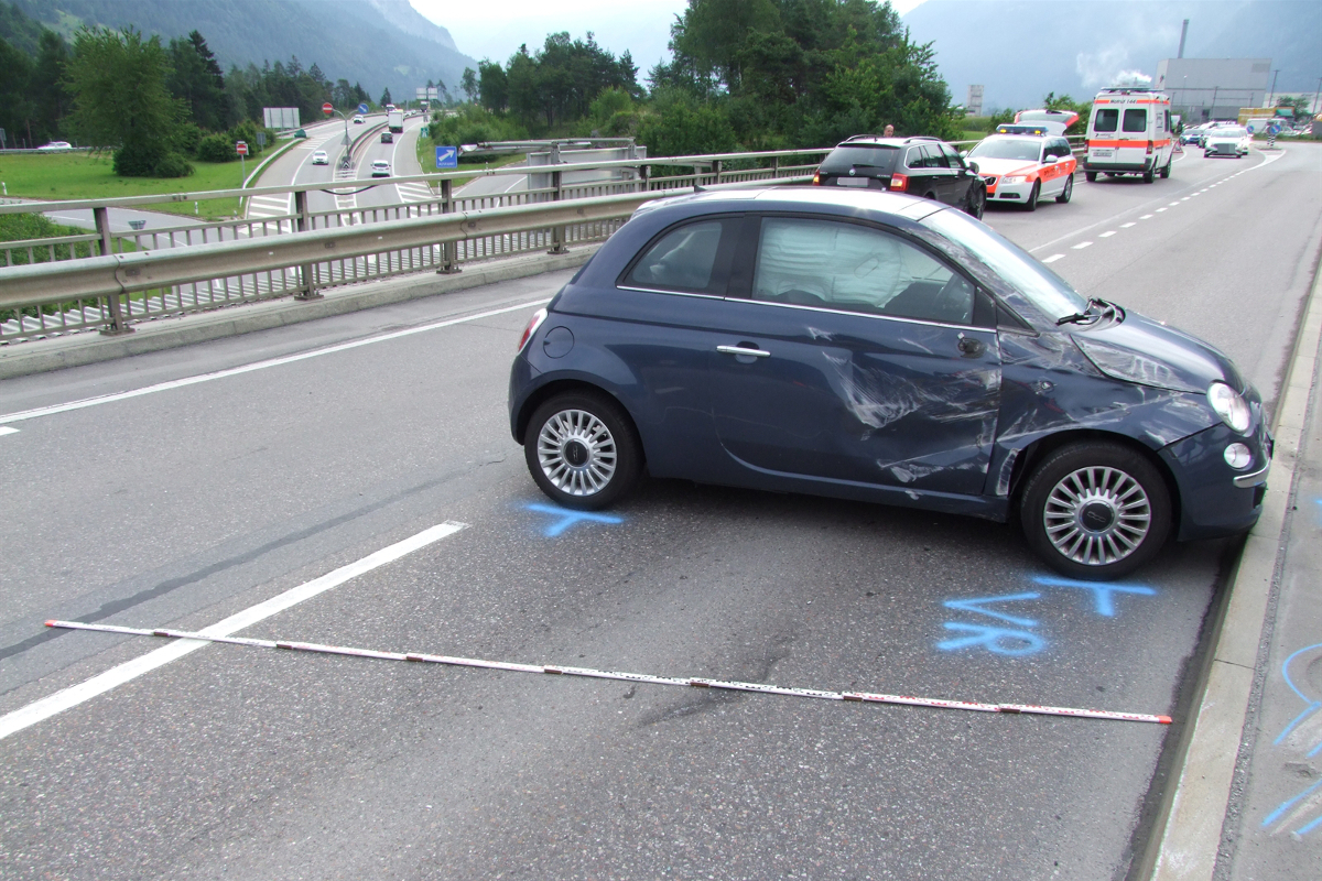 Verletzter bei Verkehrsunfall in Domat/Ems