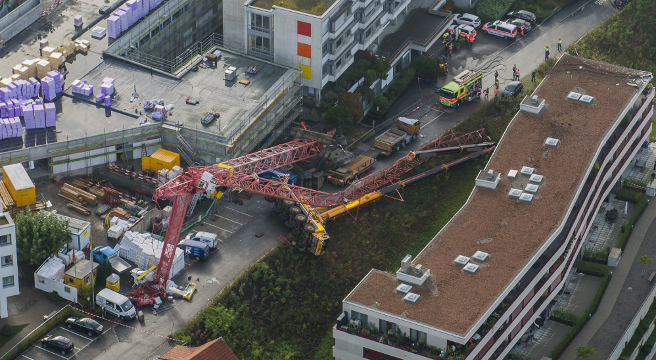 Kranunfall in Affoltern am Albis fordert mehrere Verletzte