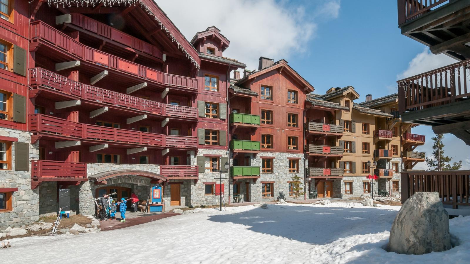 Le Village 1950, Arc 1950, Les Arcs, France - Ski Holidays ...