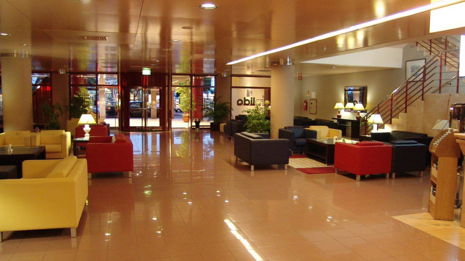 Four Views Monumental Lido Hotel - Funchal