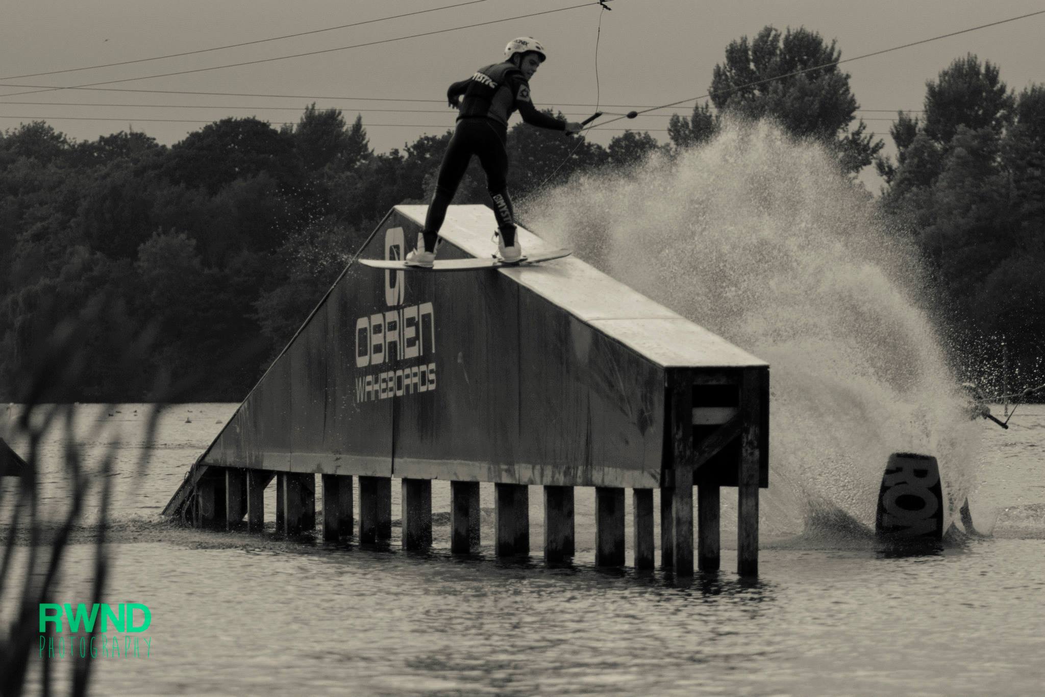 Thorpe Lakes Waterski accommodation - Beautiful camping and glamping site featured in HolidayFox article