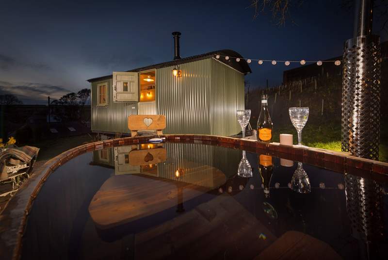 Rosies Hut, Dorset accommodation - Beautiful camping and glamping site featured in HolidayFox article