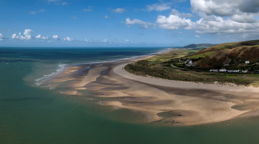 Abersoch to Aberdyfi accommodation - Beautiful camping and glamping site featured in HolidayFox article