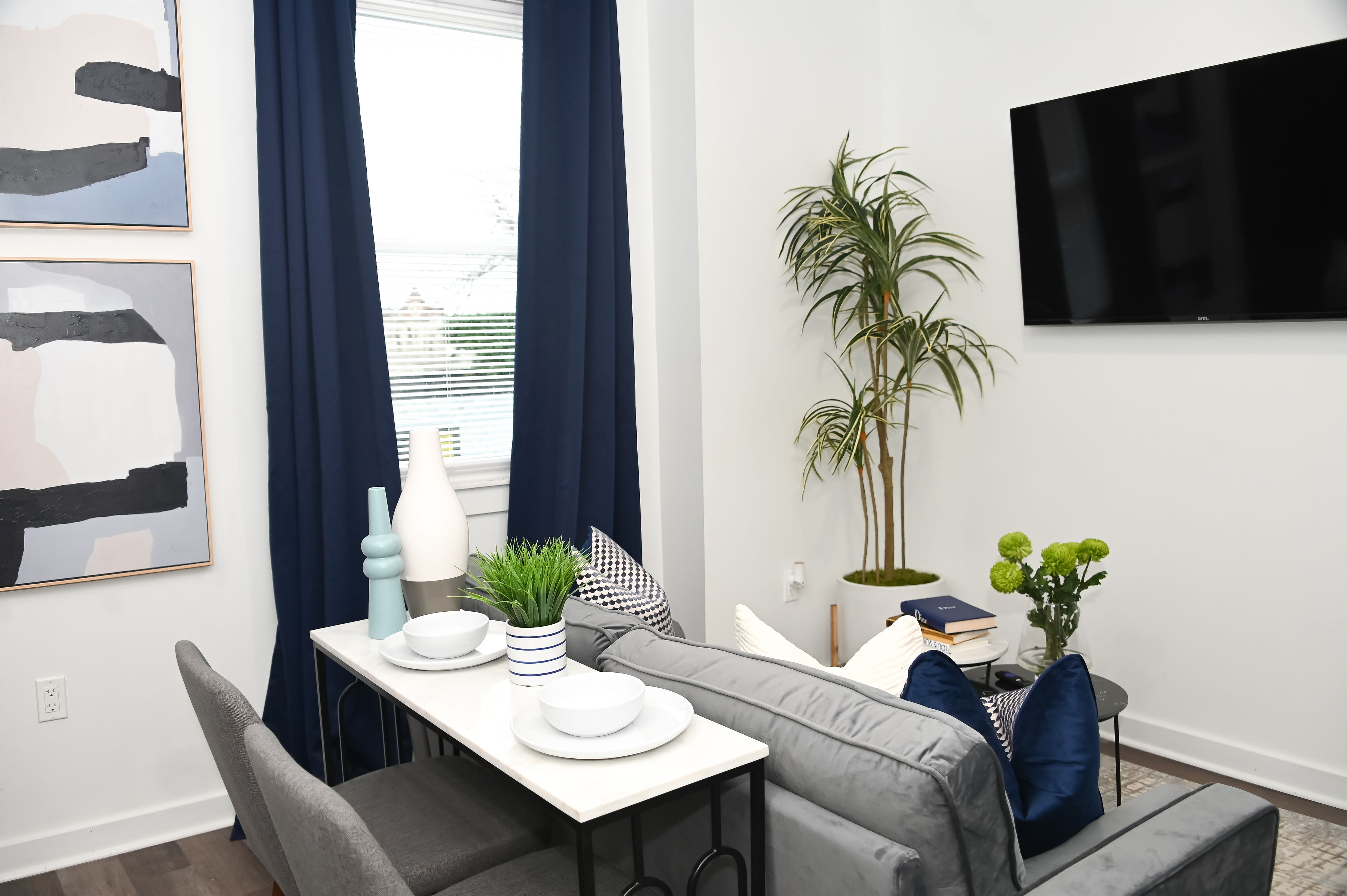 Cozy 1 Bedroom  Apartment close to Temple Hospital photo 2