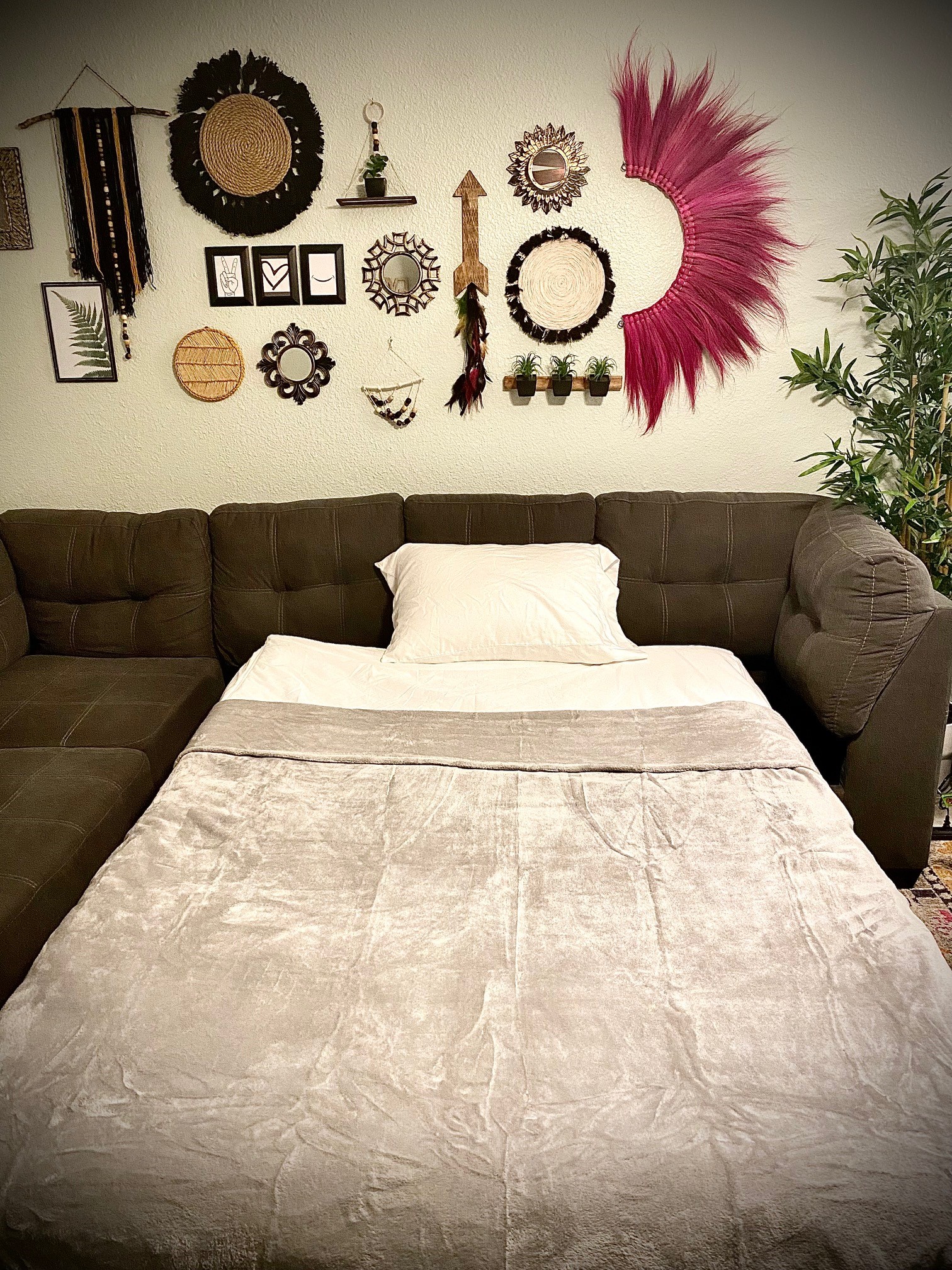 The Pink Table - Cozy,  Private Duplex (Monthly) photo 2