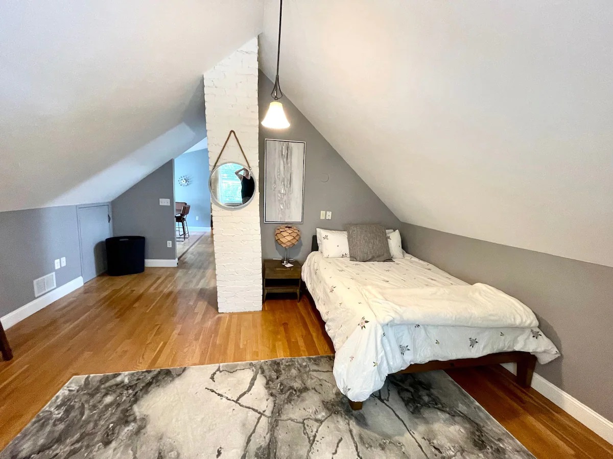 Renovated Top Floor 1 Bedroom Condo in Savin Hill photo 3