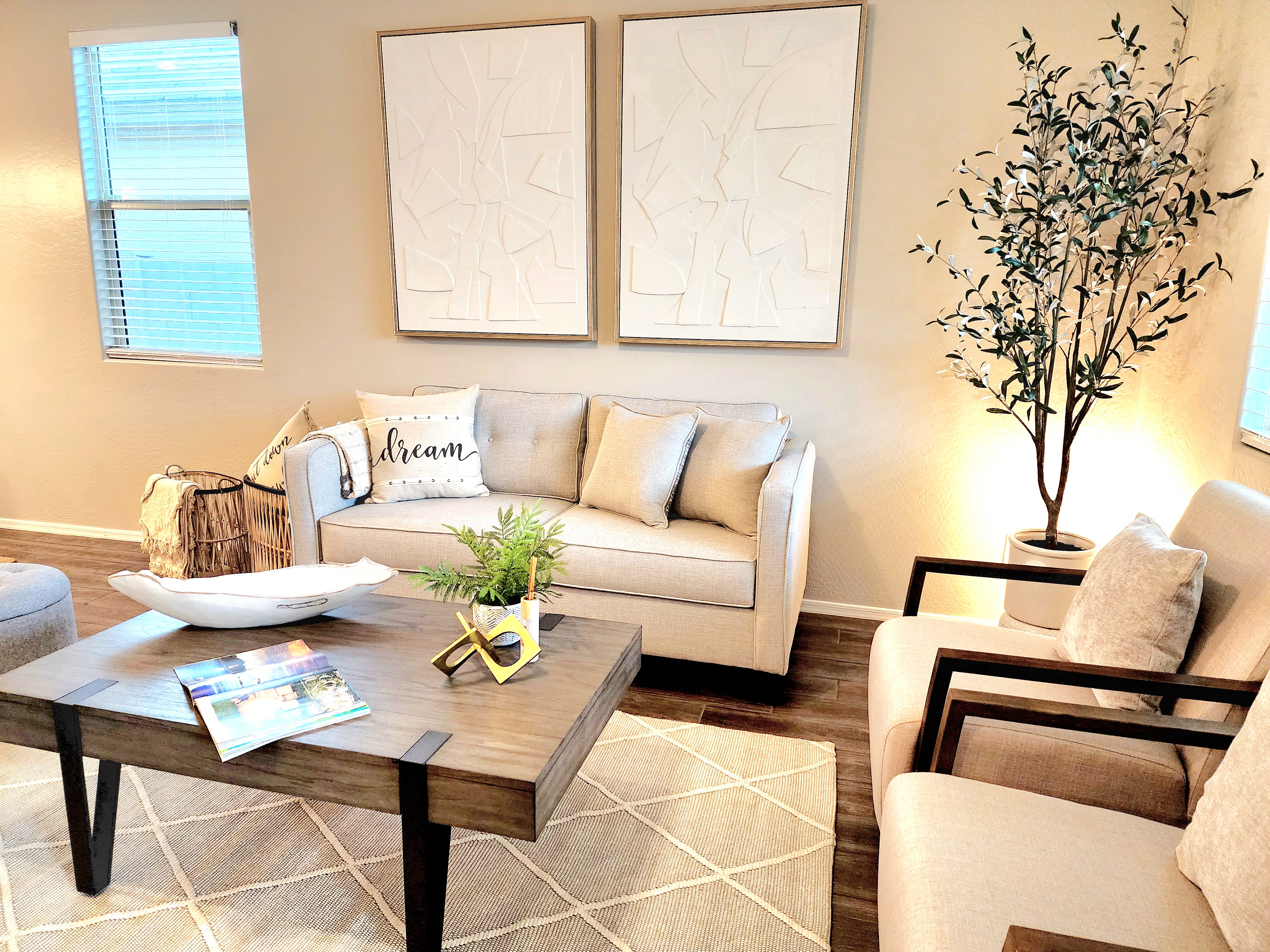 Cozy Home in a Great Location! photo 5