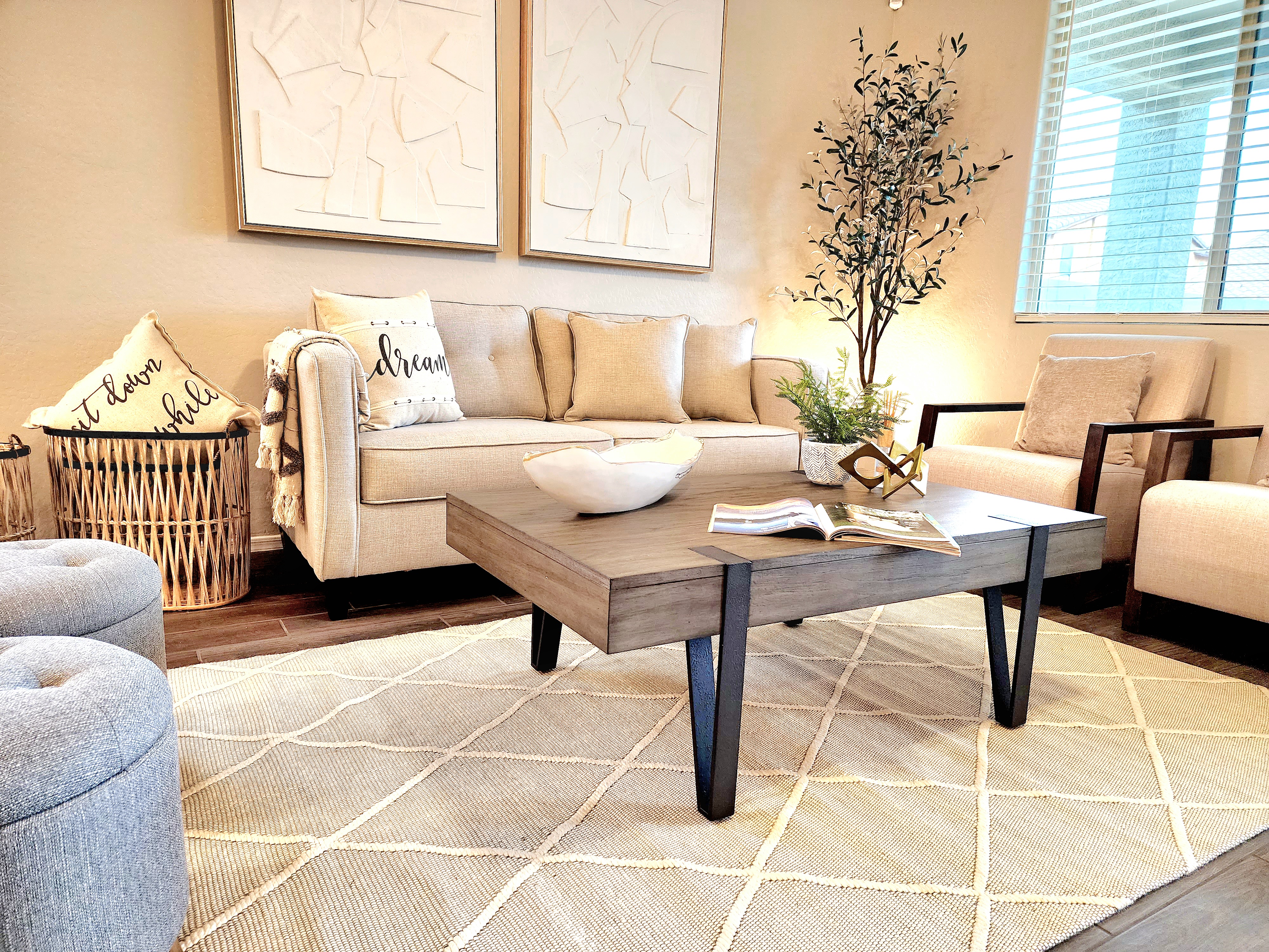 Cozy Home in a Great Location! photo 2