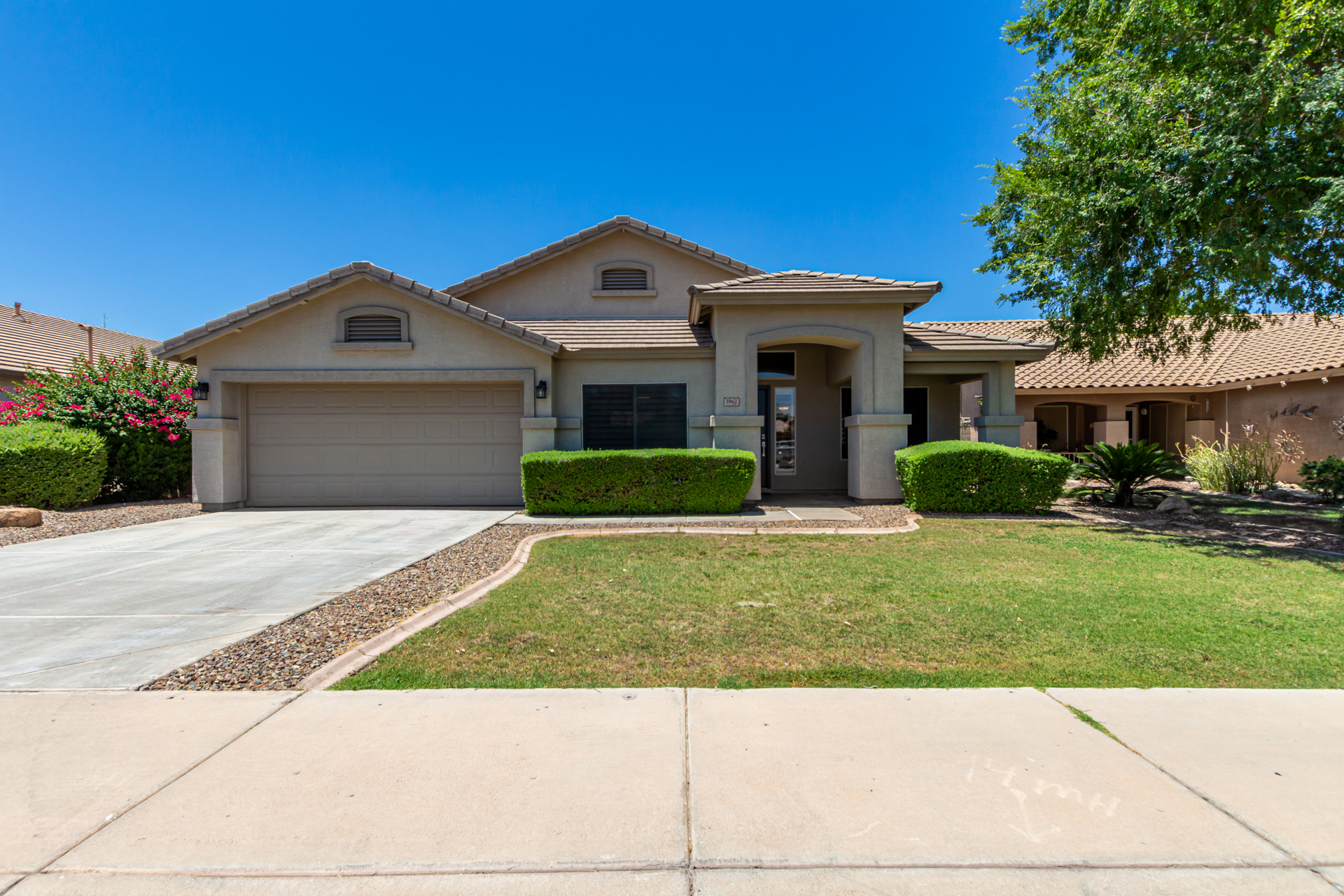 Gilbert Home 4 Bdrm/2 Bath - Pool | Office & More photo 4