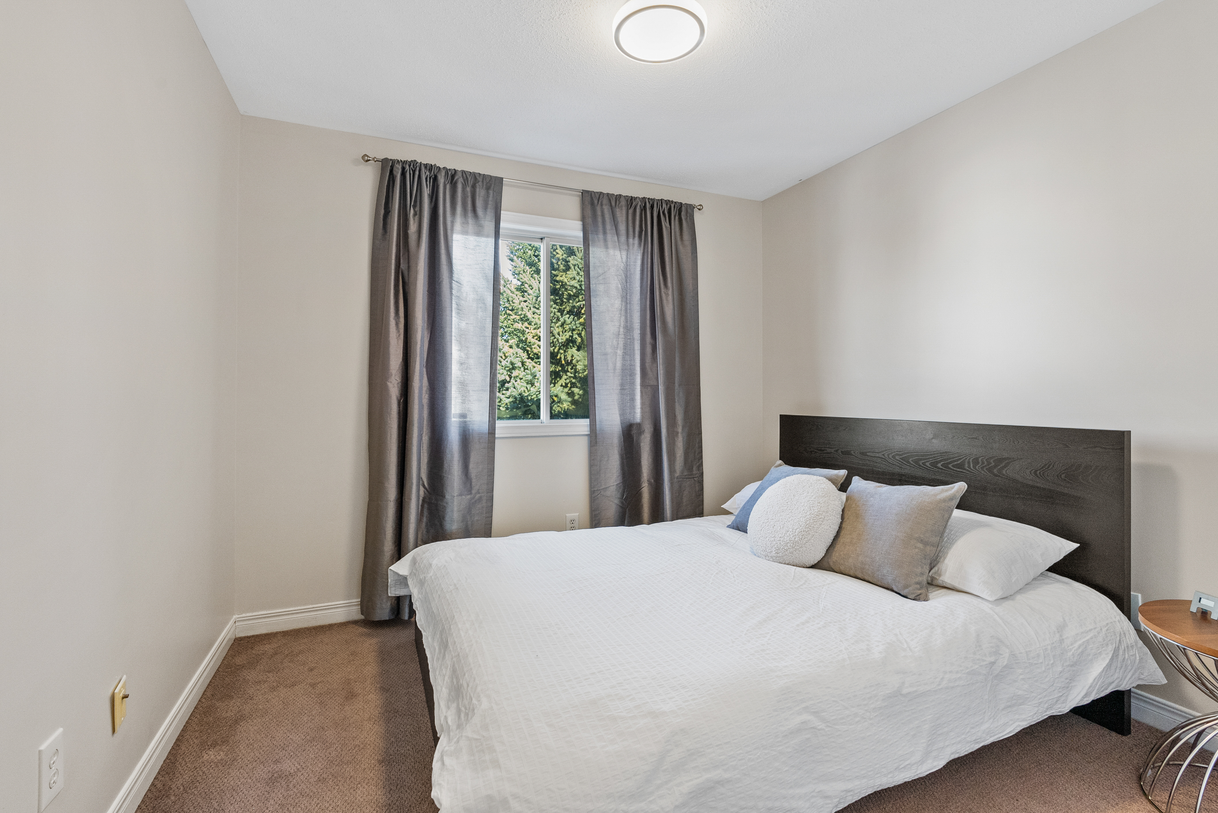 Modern Townhouse. photo 3