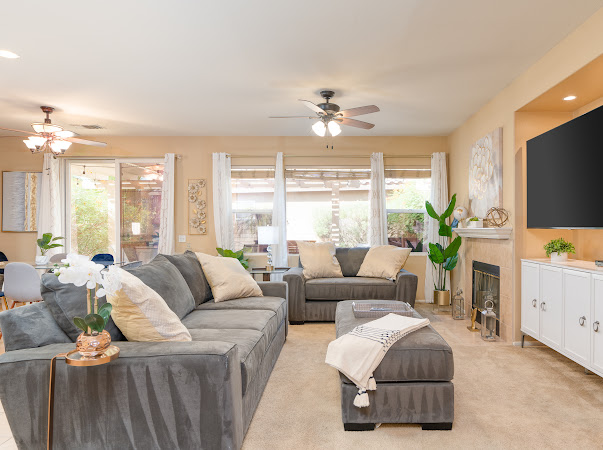 Large Home in Gated Golf Course Community  photo 2