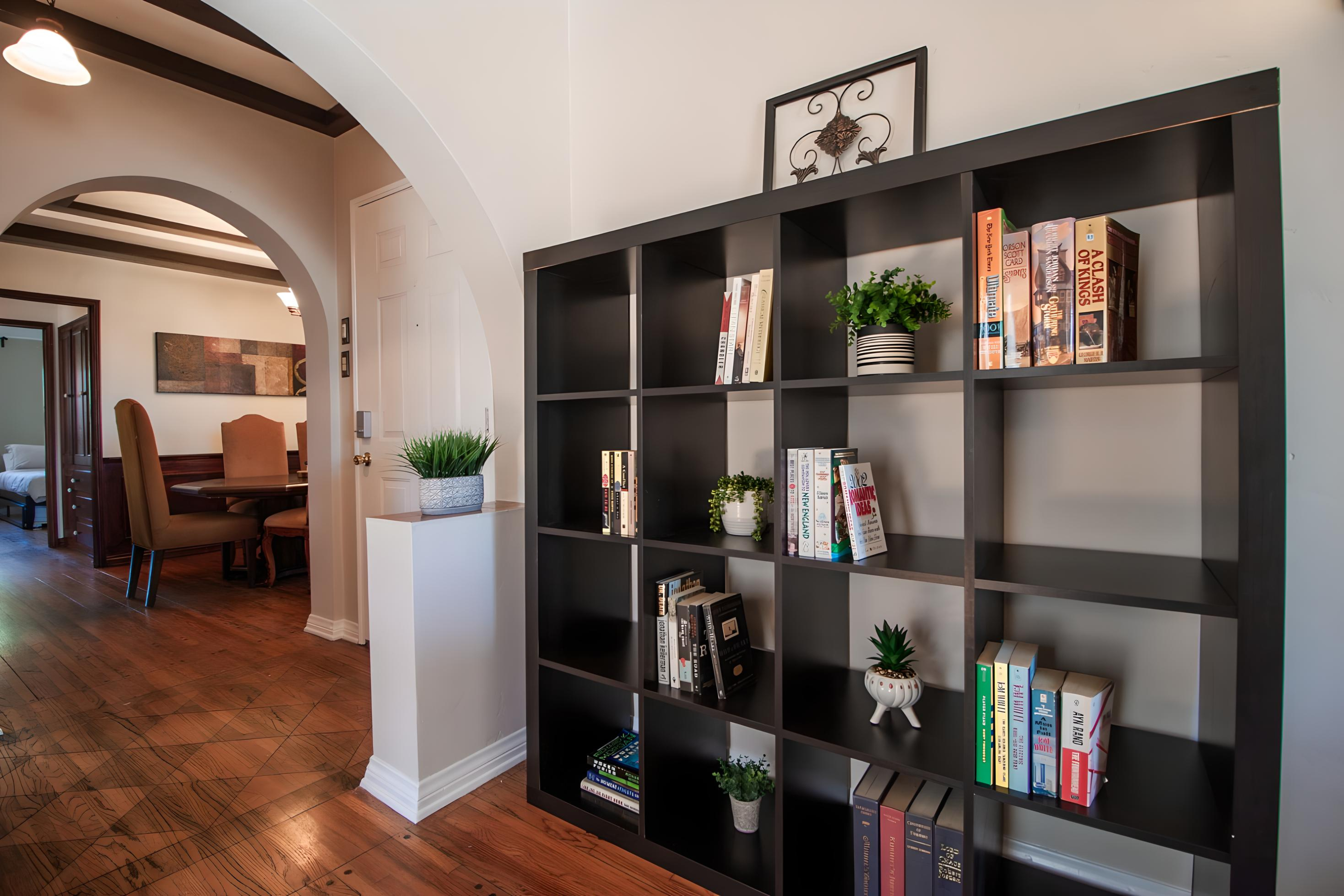 Enchanting Spanish Abode 3BD Near LAX, Kia, SoFi photo 4