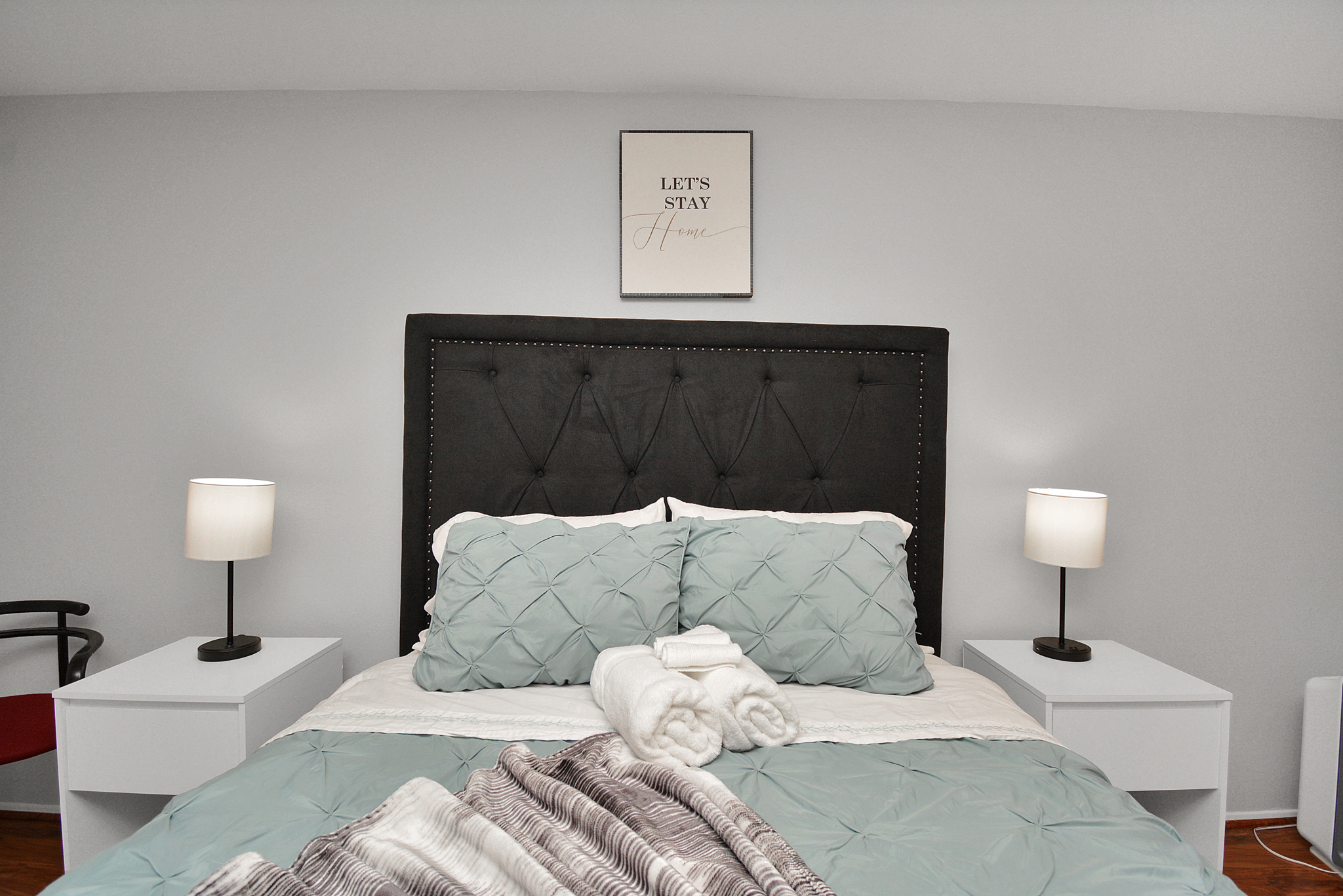 Ruby Red Suites photo 2